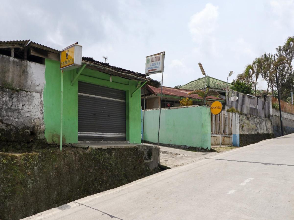 Spot On 90003 Villa Tawang チアンジュール エクステリア 写真